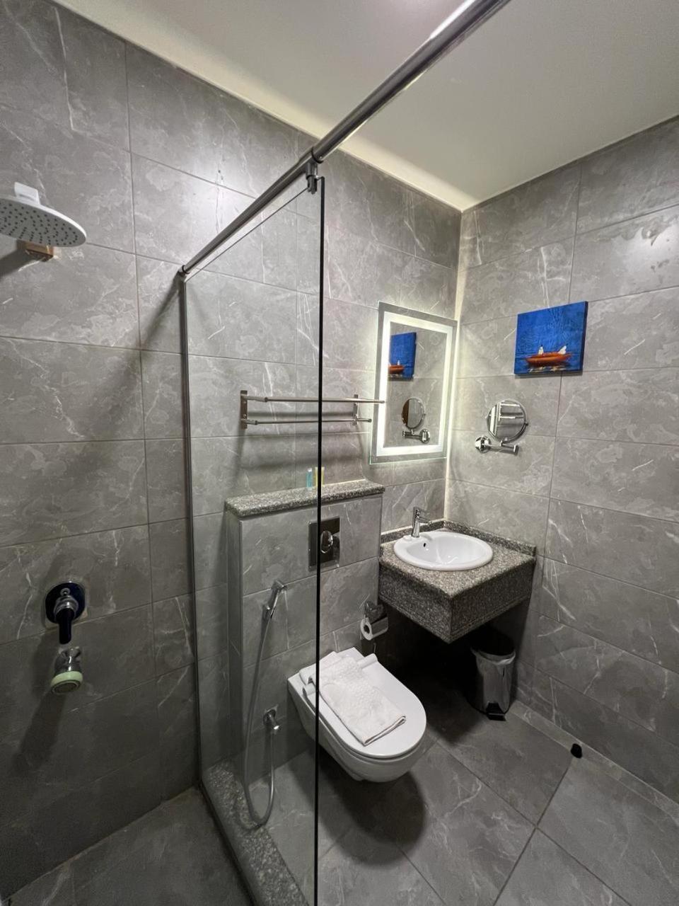 Sky Hotel Акаба Экстерьер фото