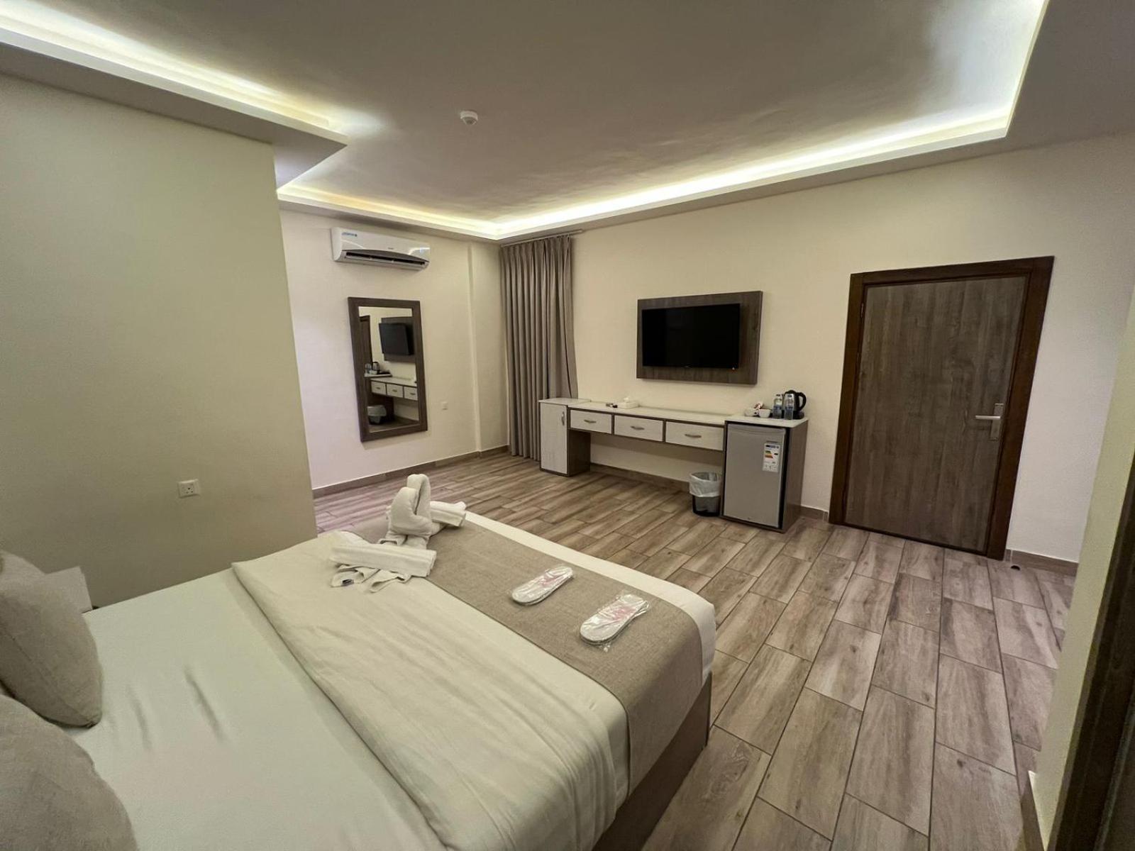 Sky Hotel Акаба Экстерьер фото