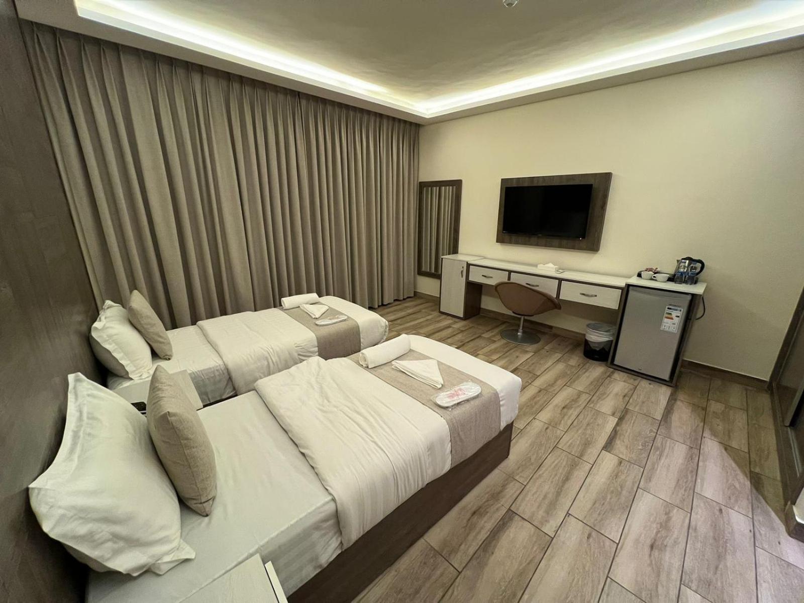 Sky Hotel Акаба Экстерьер фото