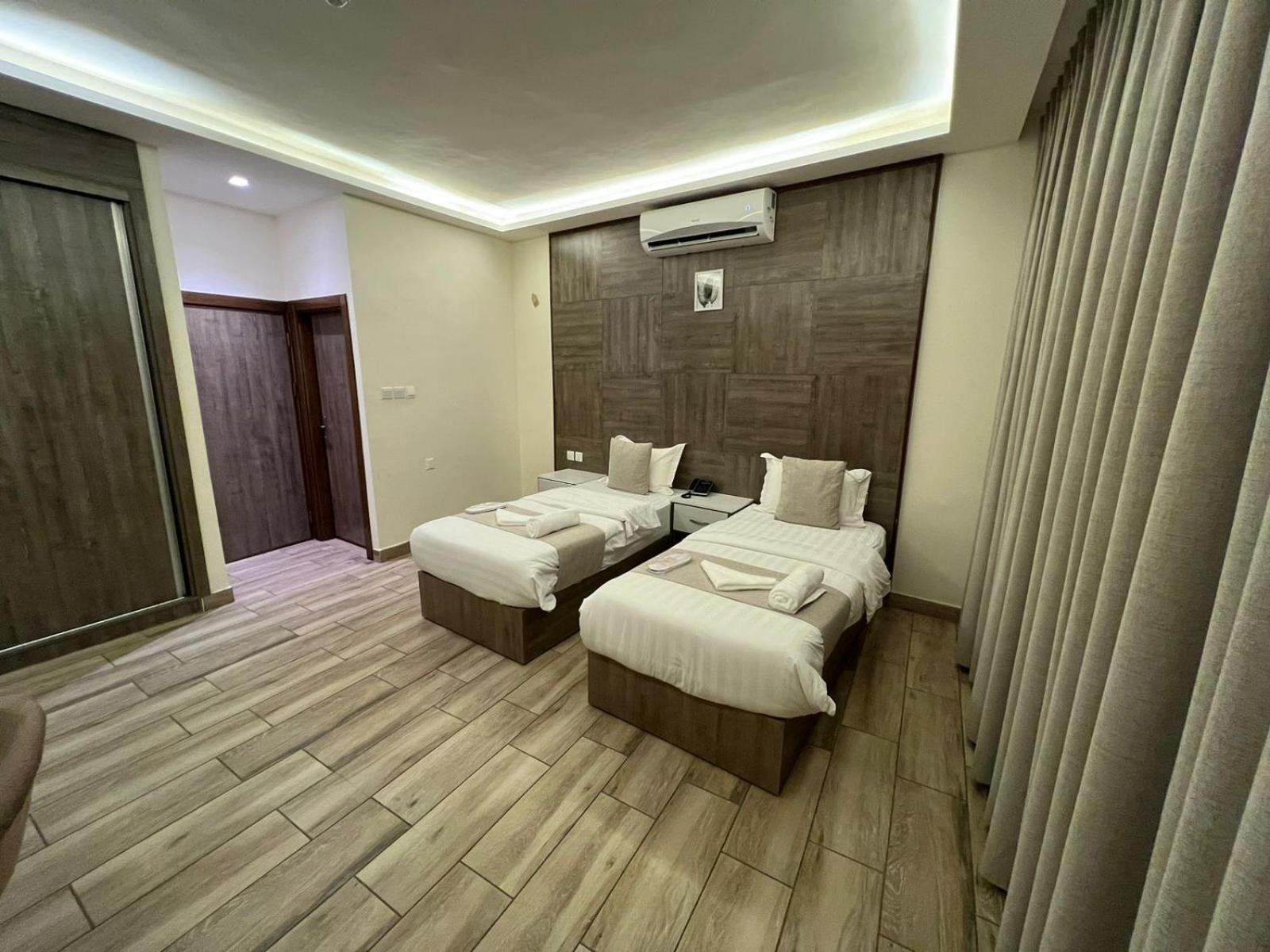 Sky Hotel Акаба Экстерьер фото